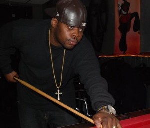 296089_243784858991676_5793593_n